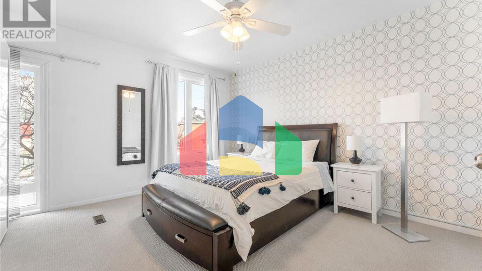 Residential - Single Family Home - Ottawa, Canada - Canada