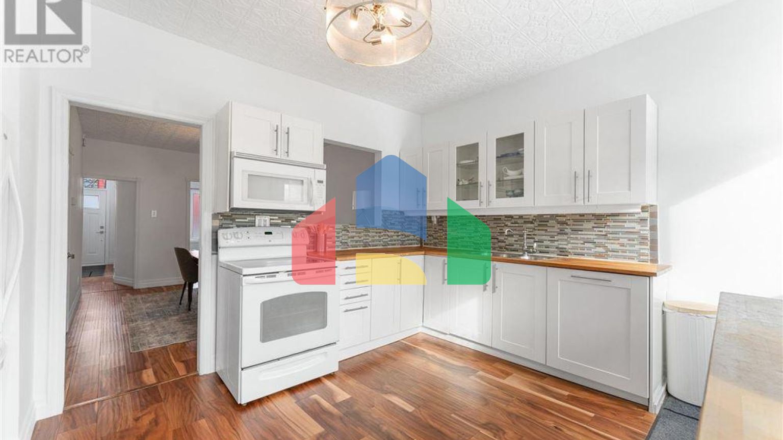 Residential - Single Family Home - Ottawa, Canada - Canada