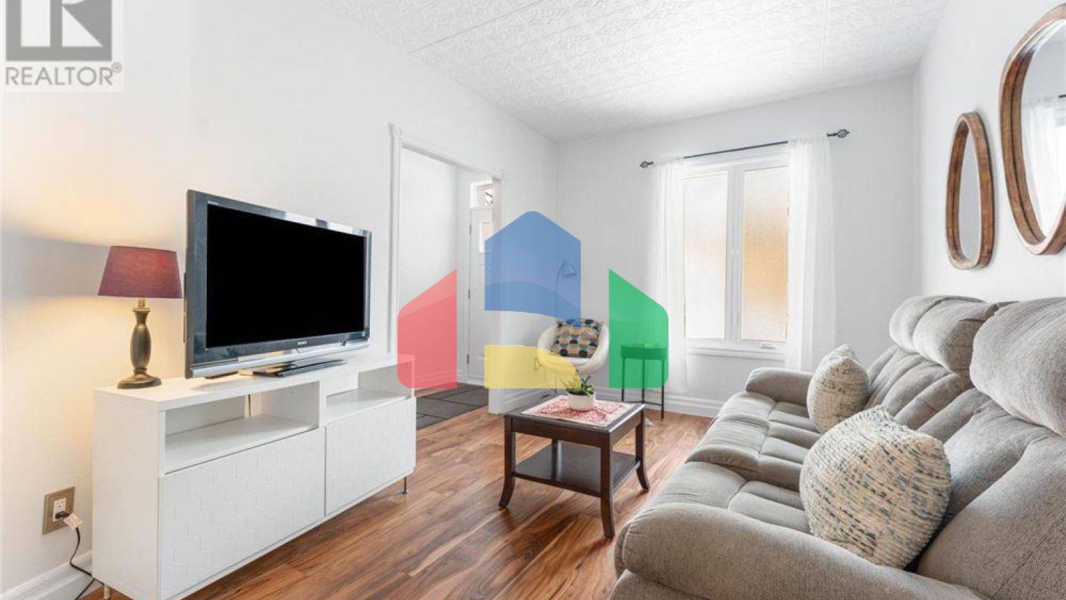 Residential - Single Family Home - Ottawa, Canada - Canada