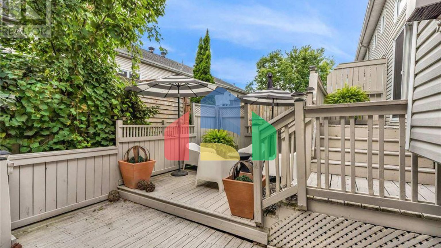 Residential - Single Family Home - Ottawa, Canada - Canada