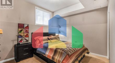 Residential - Single Family Home - Ottawa, Canada - Canada