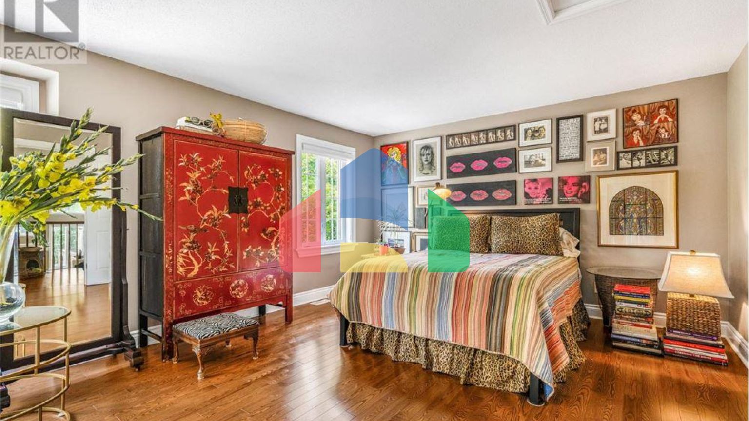 Residential - Single Family Home - Ottawa, Canada - Canada