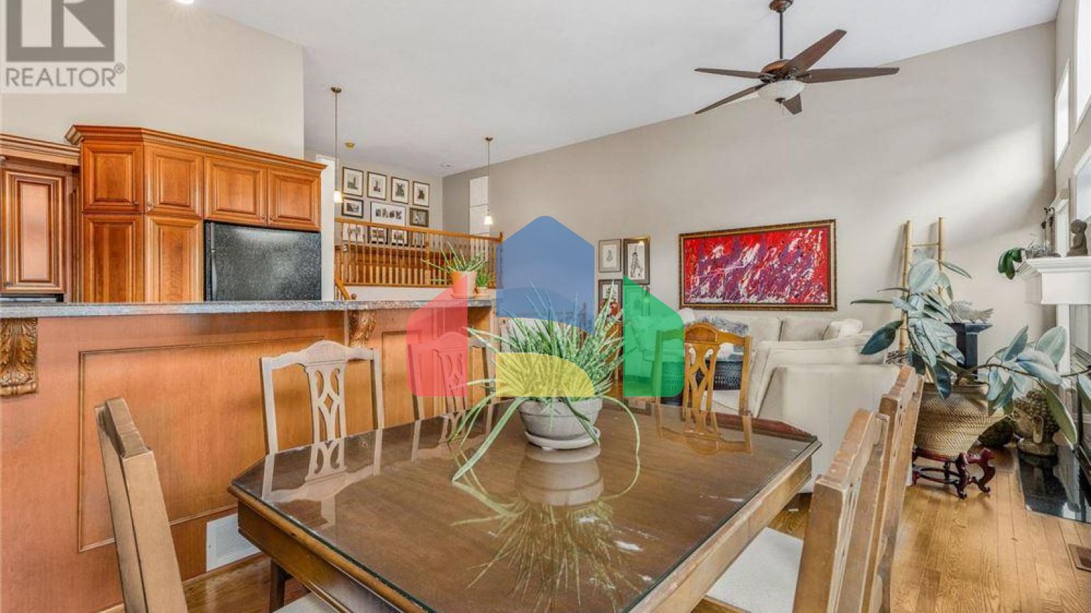 Residential - Single Family Home - Ottawa, Canada - Canada