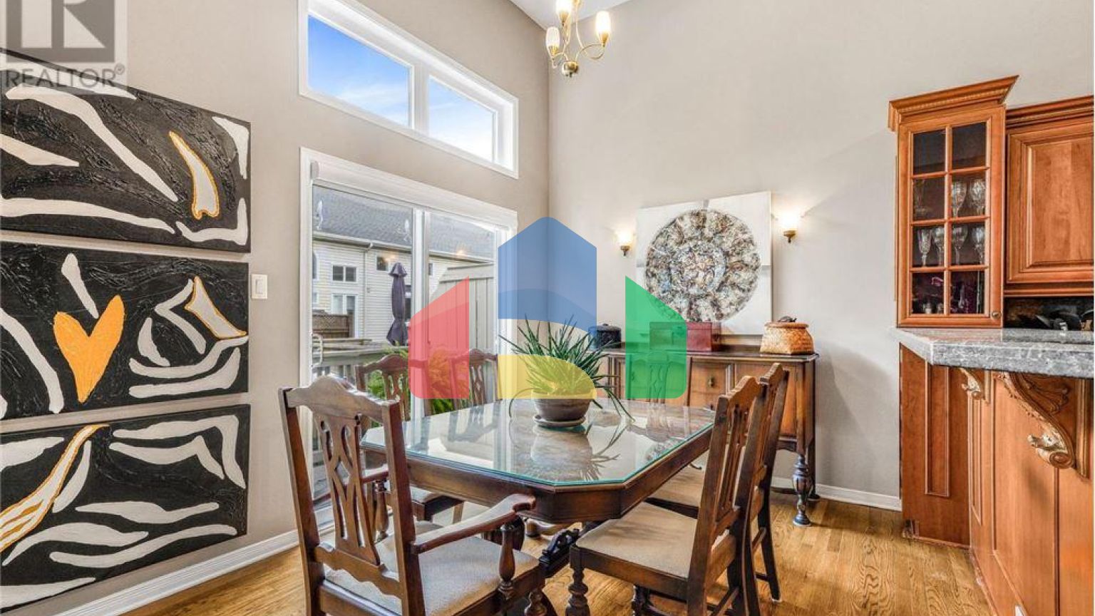 Residential - Single Family Home - Ottawa, Canada - Canada