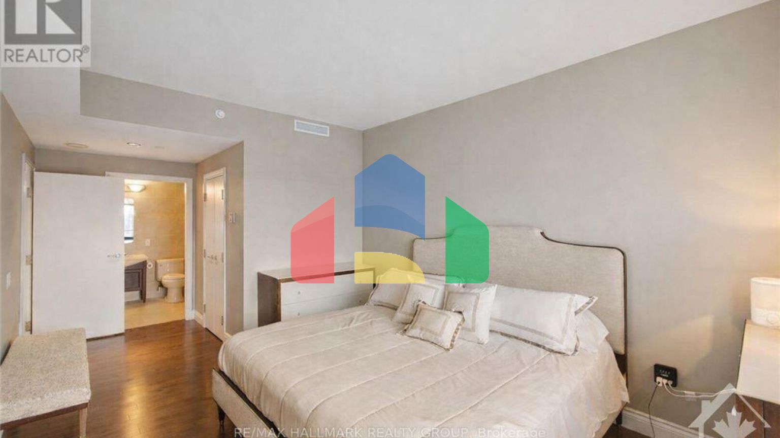 Residential - Condo/Apartment - Ottawa, Canada - Canada