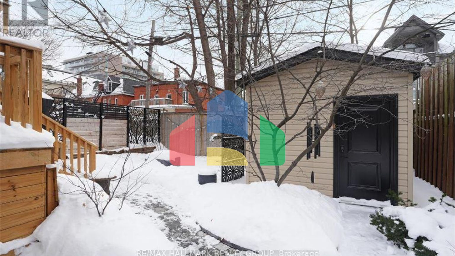 Residential - Single Family Home - Ottawa, Canada - Canada