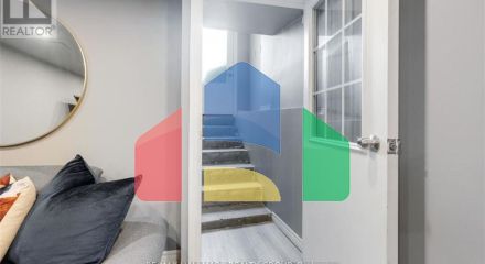 Residential - Single Family Home - Ottawa, Canada - Canada