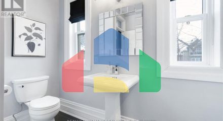 Residential - Single Family Home - Ottawa, Canada - Canada