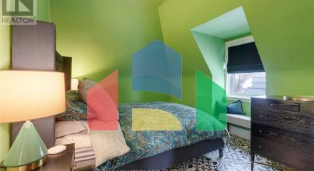 Residential - Single Family Home - Ottawa, Canada - Canada