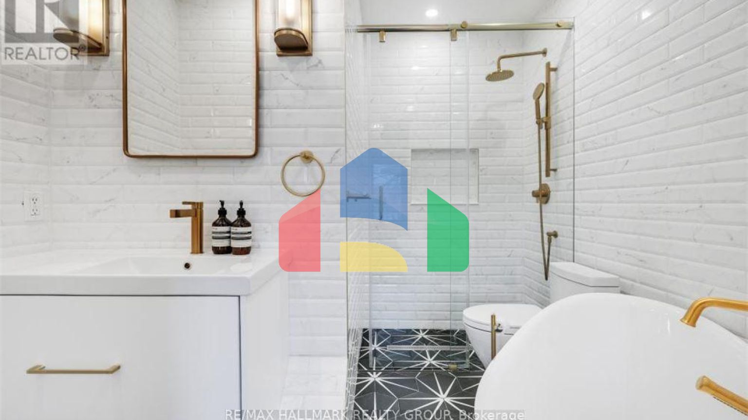 Residential - Single Family Home - Ottawa, Canada - Canada