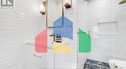 Residential - Single Family Home - Ottawa, Canada - Canada