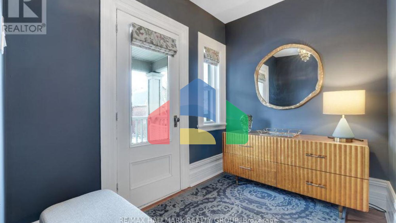 Residential - Single Family Home - Ottawa, Canada - Canada