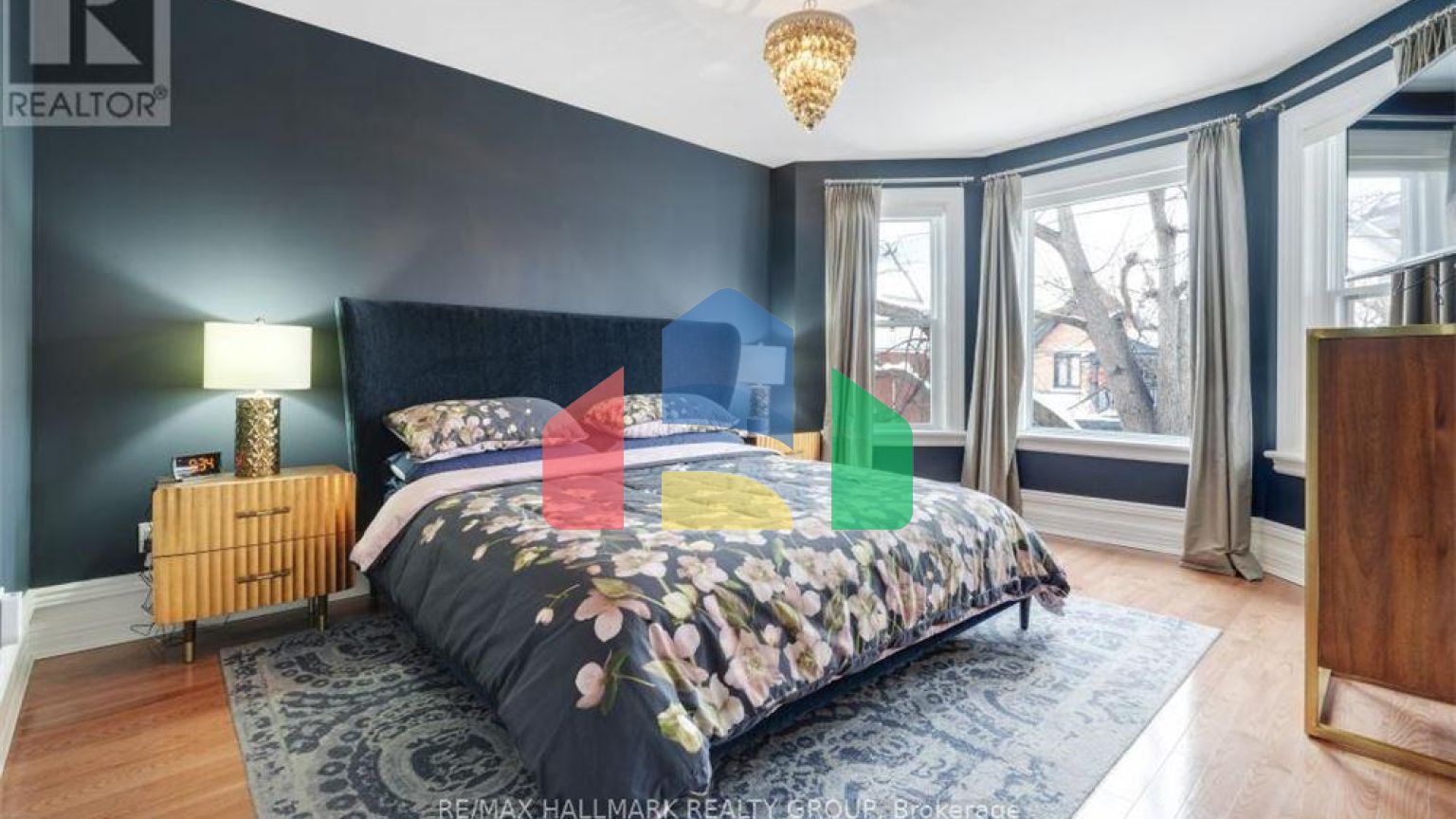 Residential - Single Family Home - Ottawa, Canada - Canada