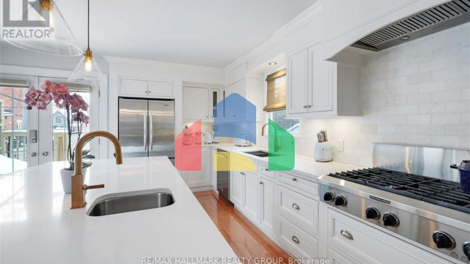 Residential - Single Family Home - Ottawa, Canada - Canada