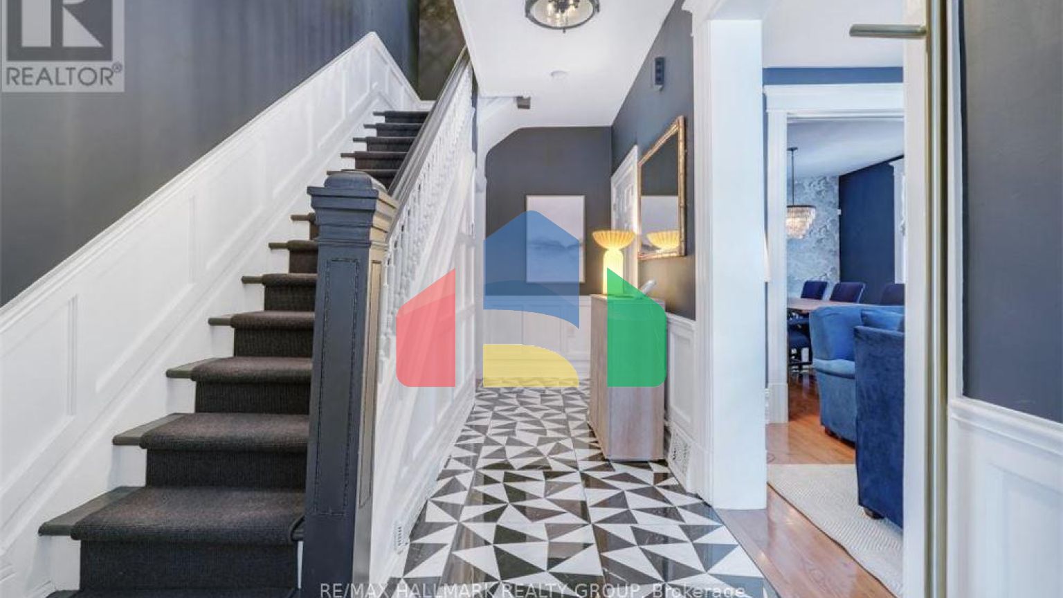 Residential - Single Family Home - Ottawa, Canada - Canada