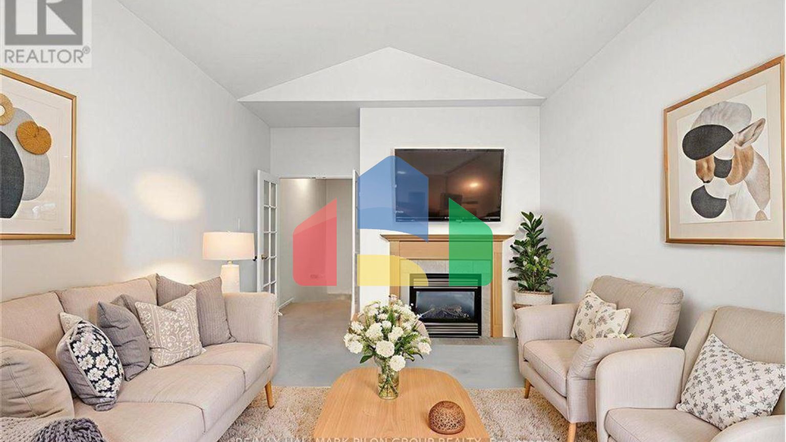 Residential - Single Family Home - Ottawa, Canada - Canada