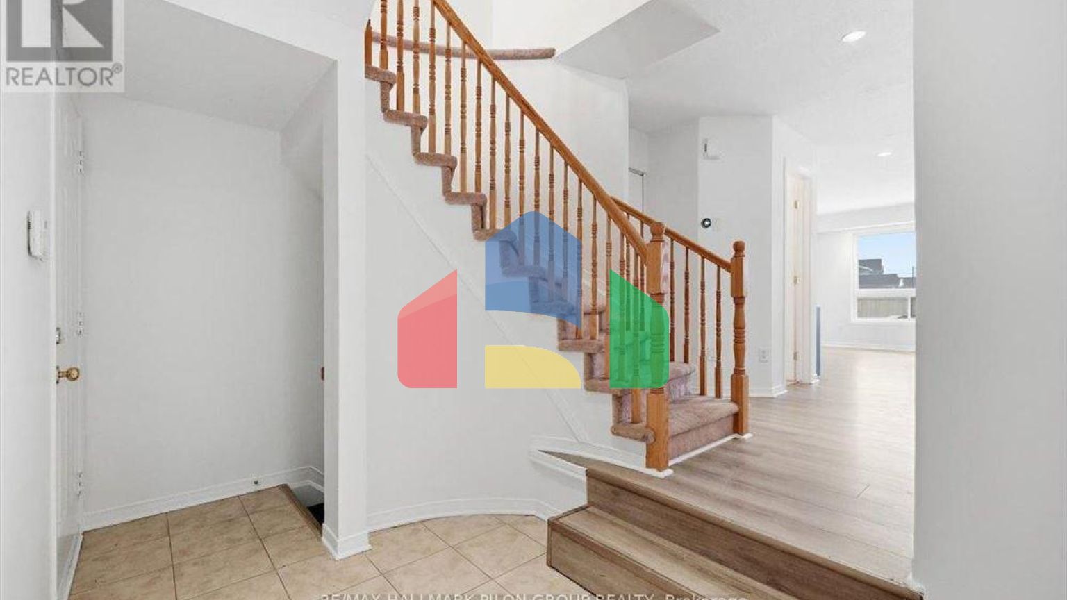 Residential - Single Family Home - Ottawa, Canada - Canada