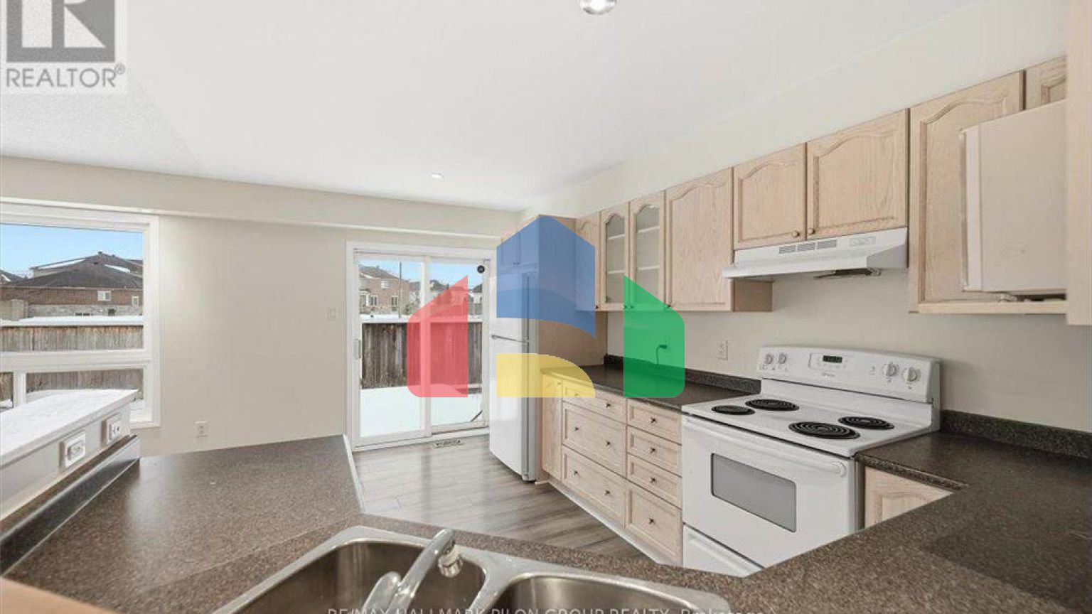 Residential - Single Family Home - Ottawa, Canada - Canada