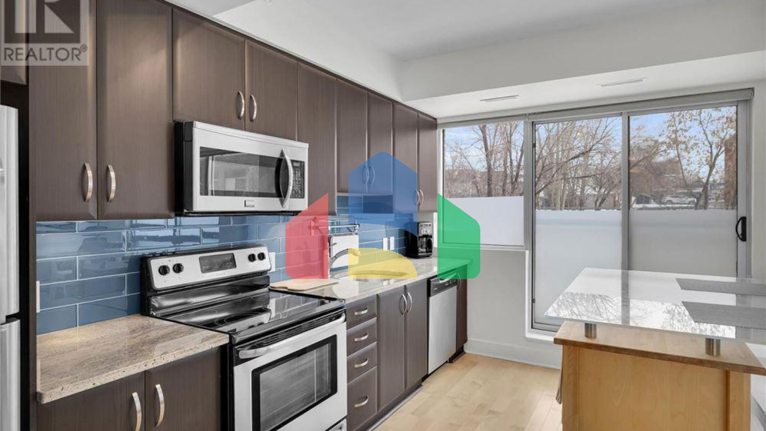 Residential - Condo/Apartment - Ottawa, Canada - Canada