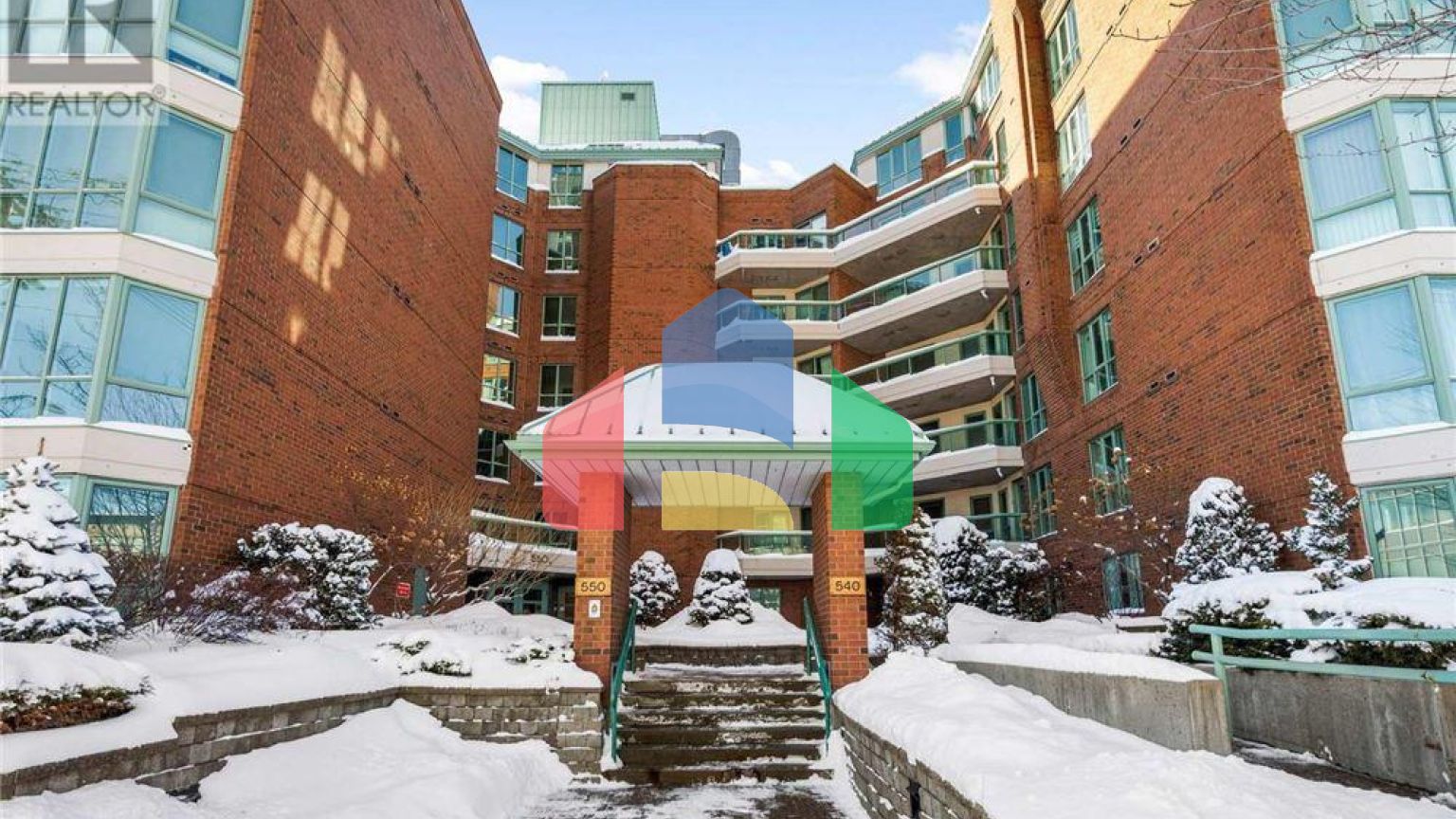 Residential - Single Family Home - Ottawa, Canada - Canada