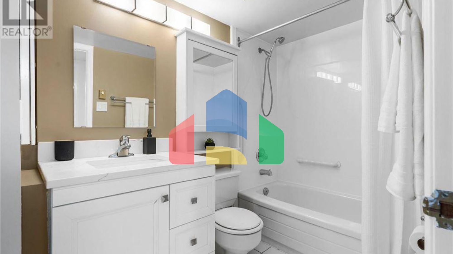 Residential - Single Family Home - Ottawa, Canada - Canada