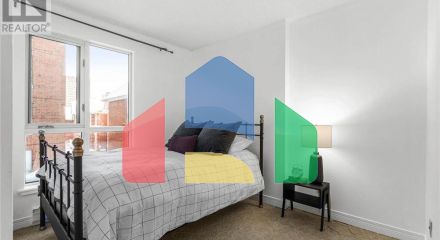 Residential - Single Family Home - Ottawa, Canada - Canada