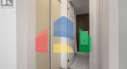 Residential - Single Family Home - Ottawa, Canada - Canada