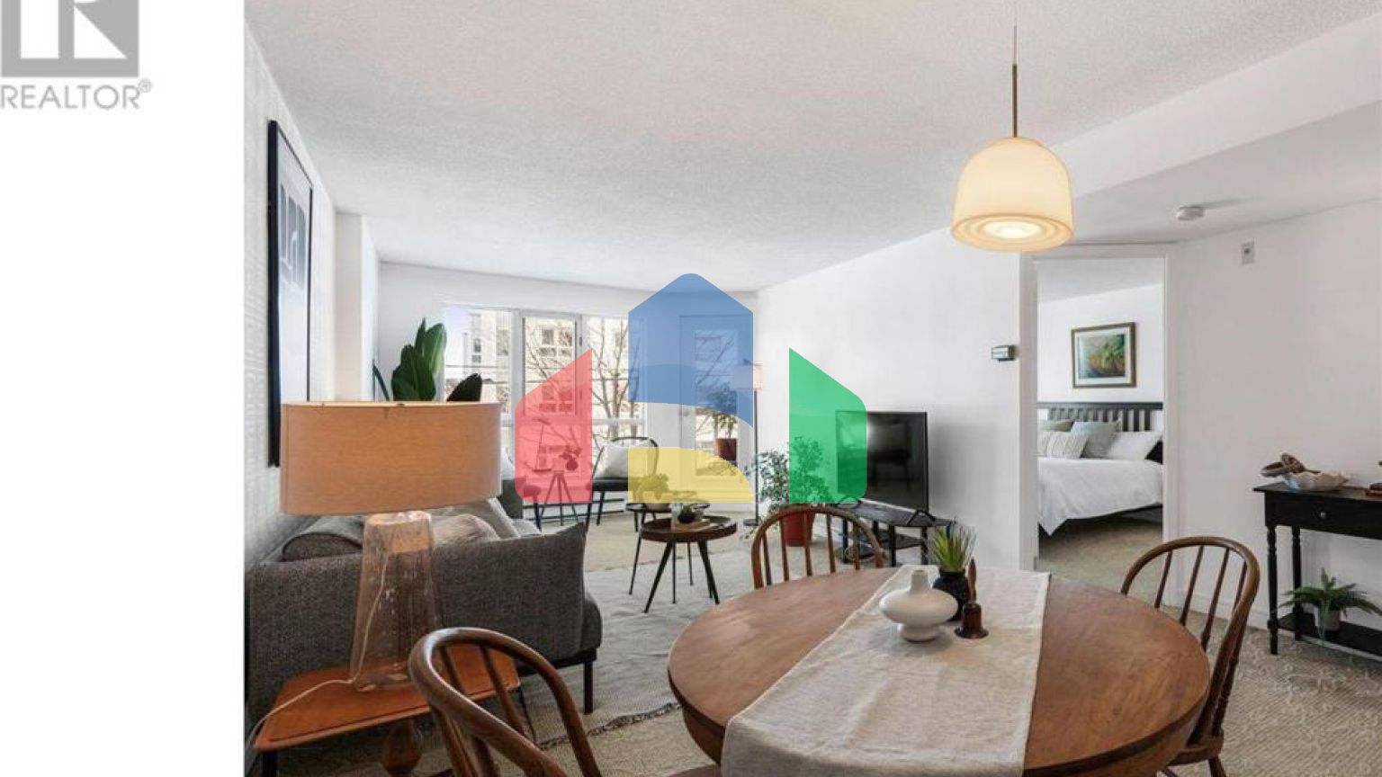 Residential - Single Family Home - Ottawa, Canada - Canada