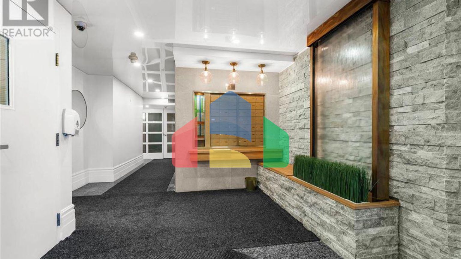 Residential - Single Family Home - Ottawa, Canada - Canada