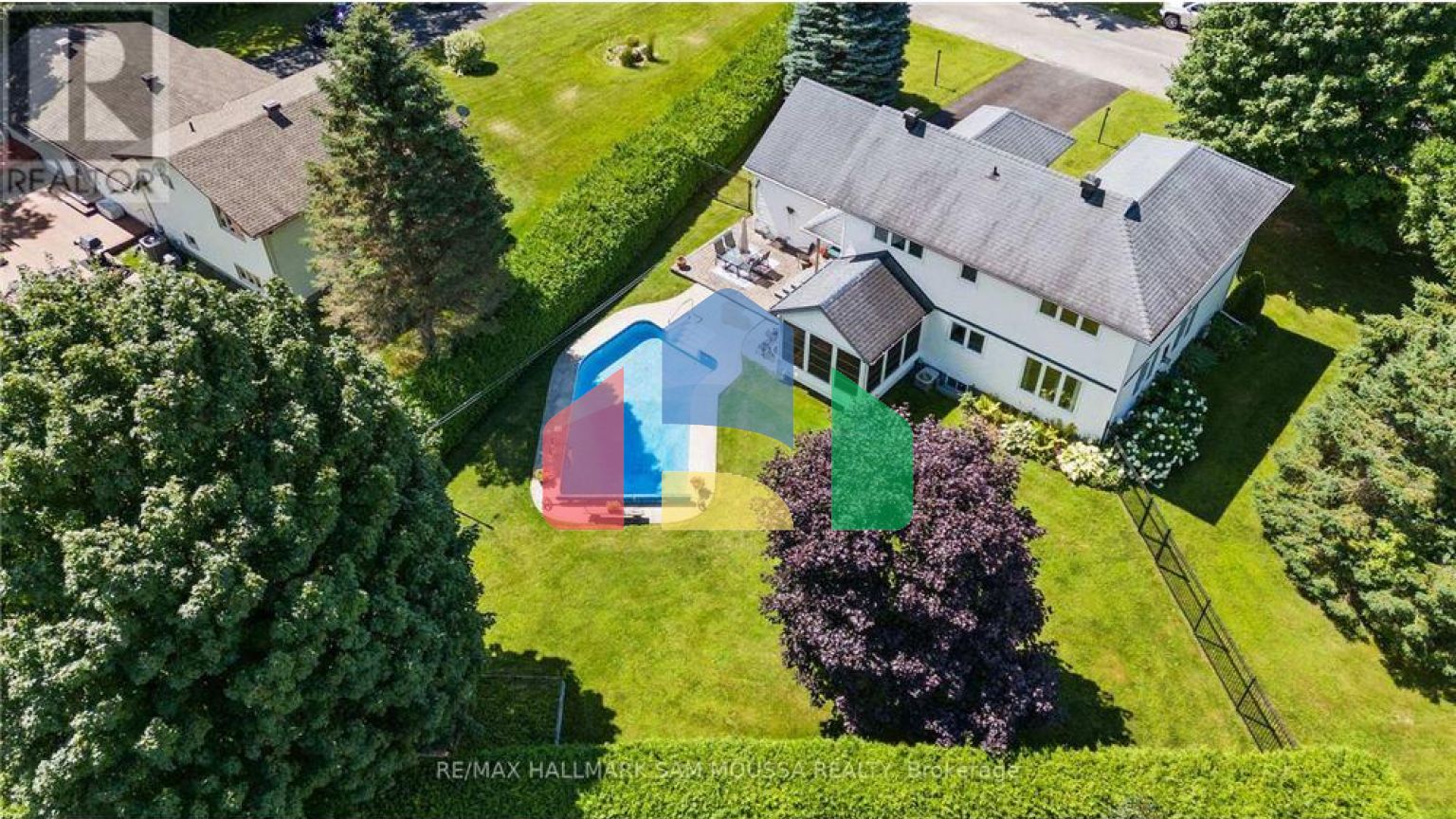 Residential - Single Family Home - Ottawa, Canada - Canada