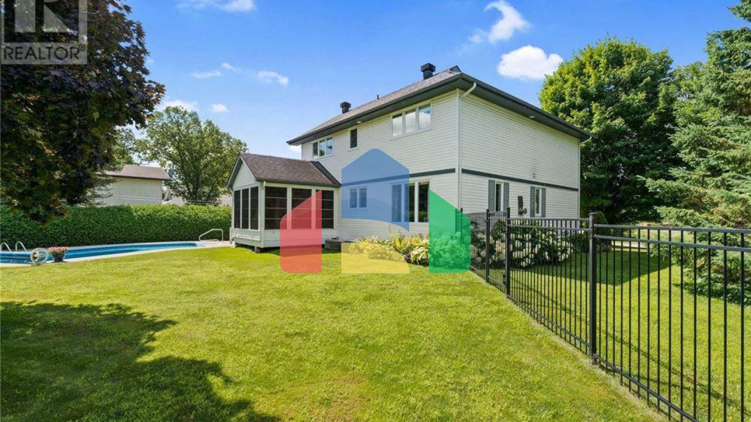 Residential - Single Family Home - Ottawa, Canada - Canada