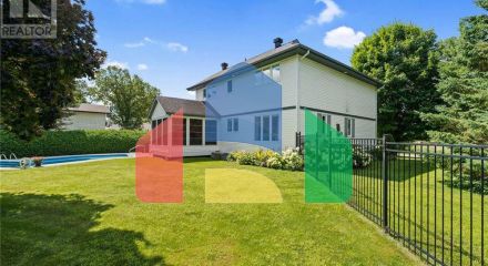 Residential - Single Family Home - Ottawa, Canada - Canada