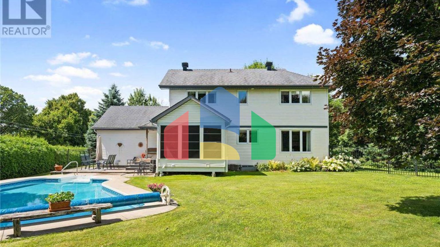 Residential - Single Family Home - Ottawa, Canada - Canada