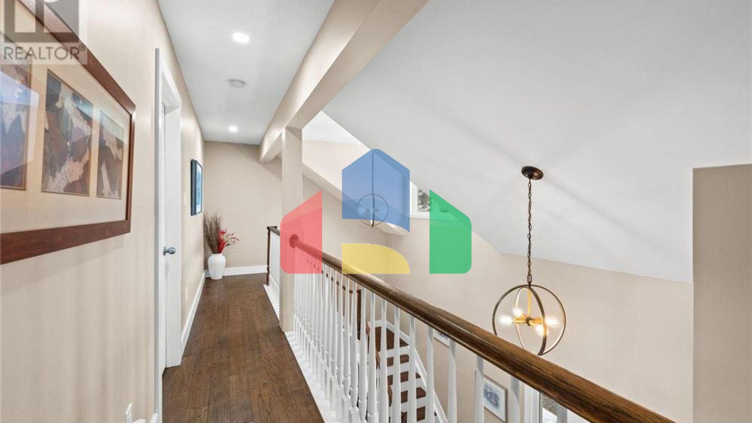 Residential - Single Family Home - Ottawa, Canada - Canada