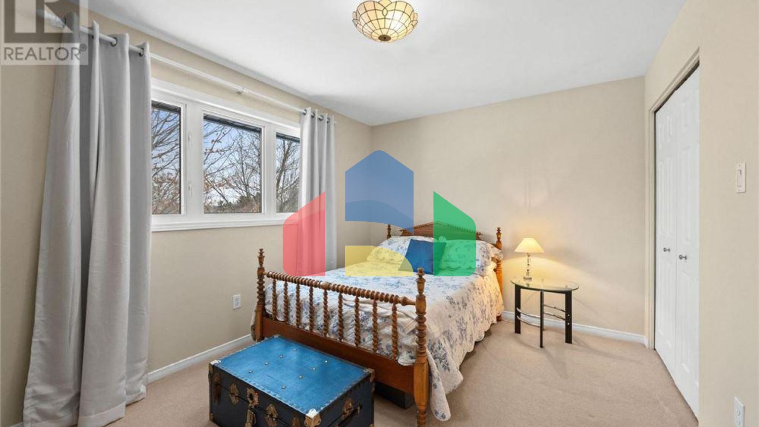 Residential - Single Family Home - Ottawa, Canada - Canada