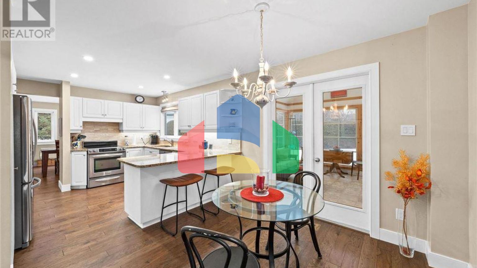 Residential - Single Family Home - Ottawa, Canada - Canada