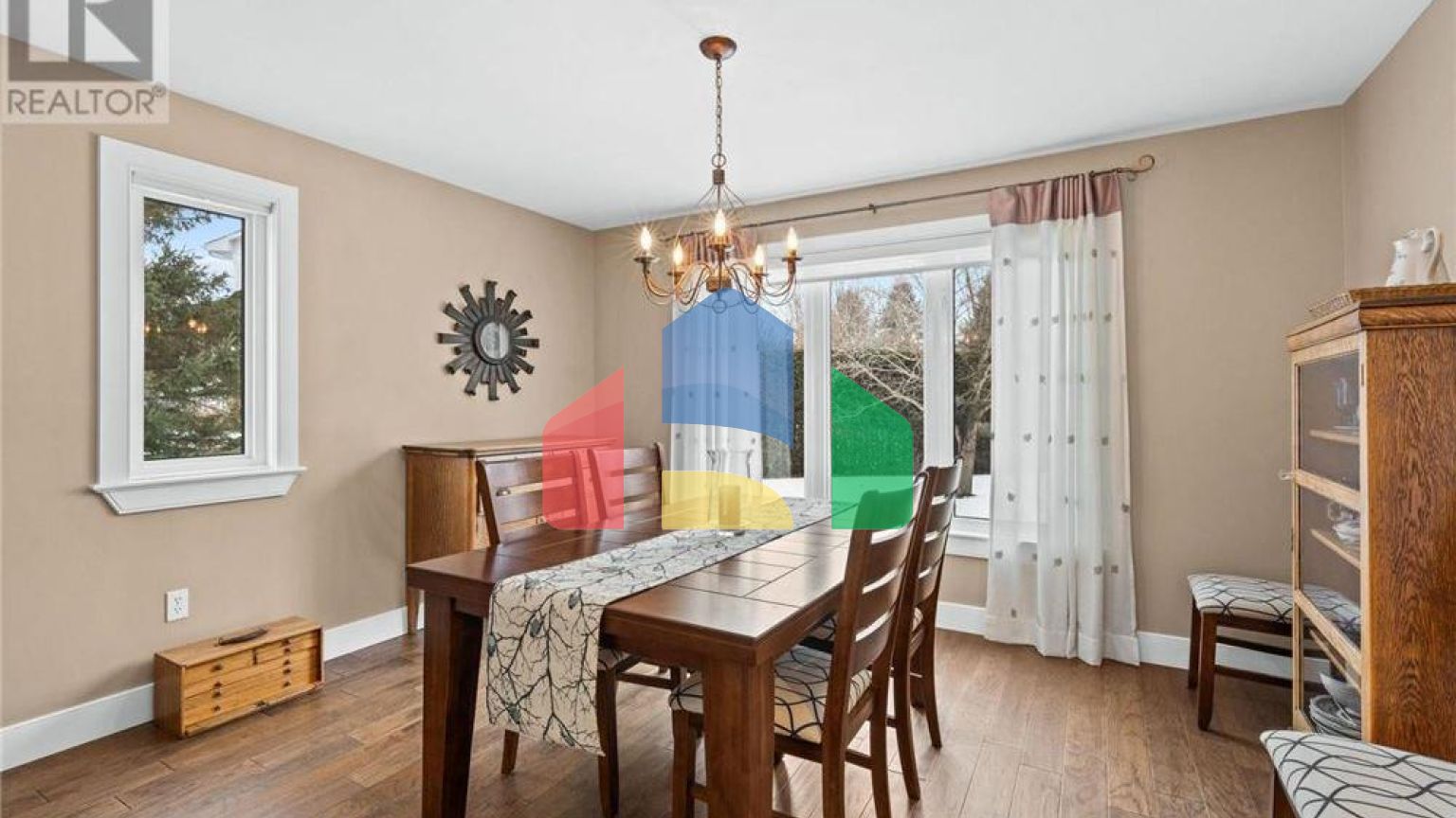 Residential - Single Family Home - Ottawa, Canada - Canada