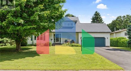 Residential - Single Family Home - Ottawa, Canada - Canada