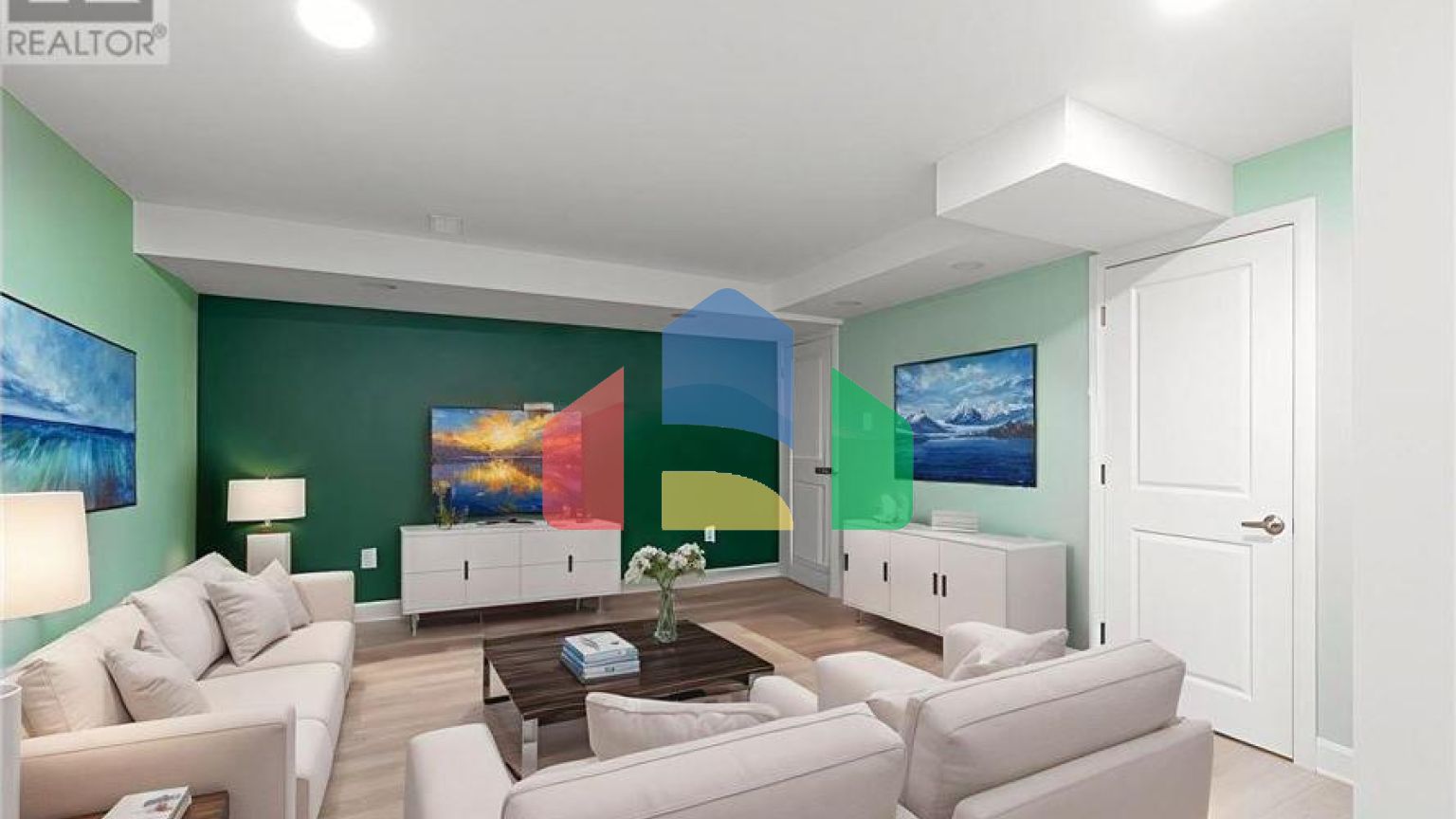 Residential - Single Family Home - Ottawa, Canada - Canada