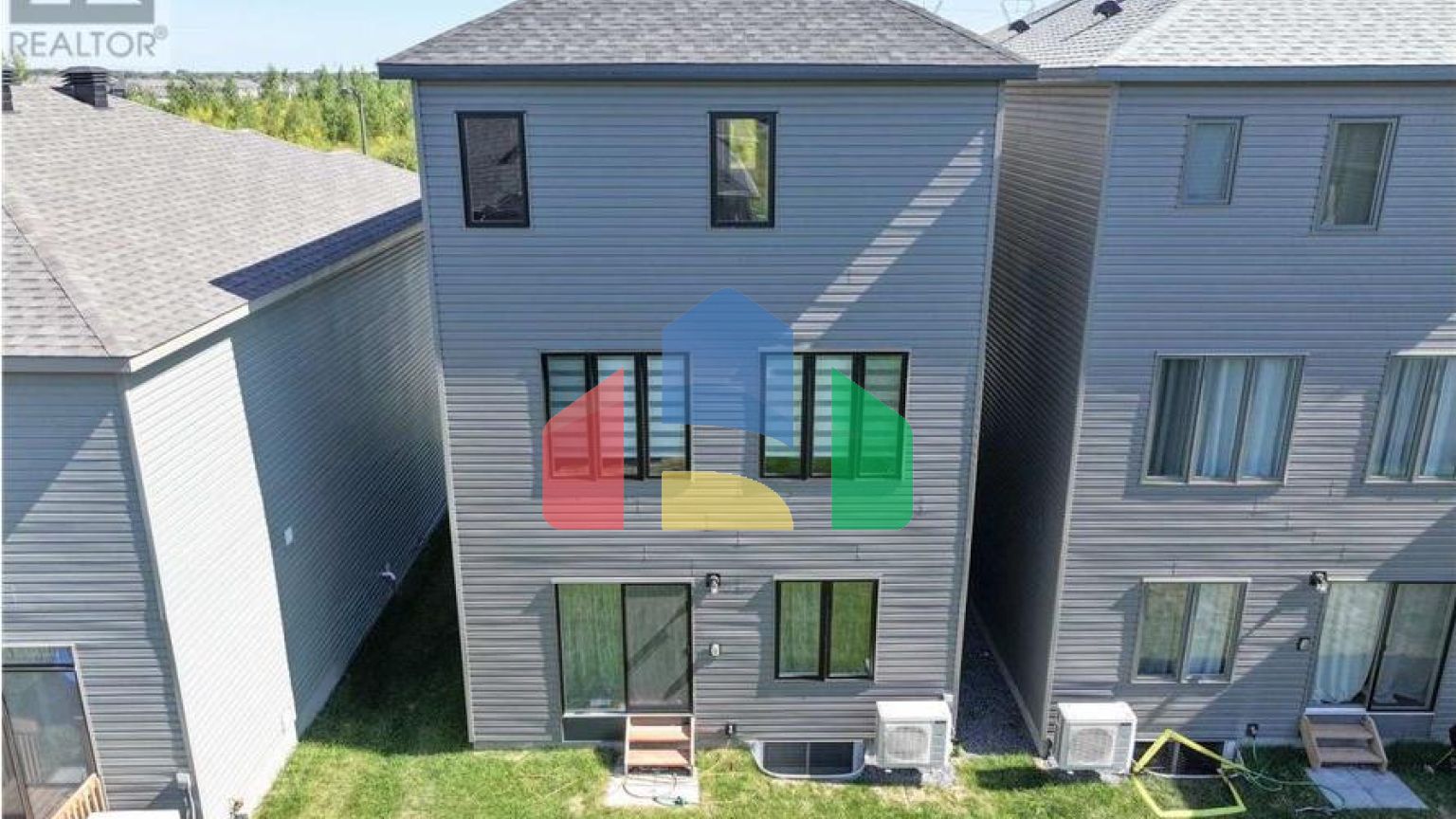 Residential - Single Family Home - Ottawa, Canada - Canada