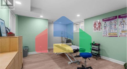 Residential - Single Family Home - Ottawa, Canada - Canada