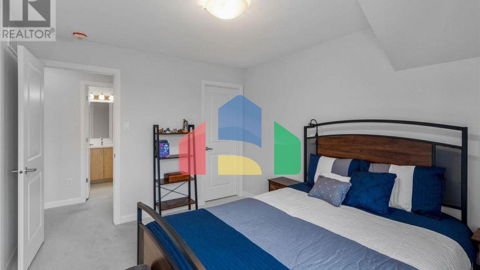 Residential - Single Family Home - Ottawa, Canada - Canada