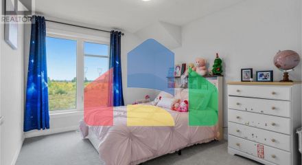 Residential - Single Family Home - Ottawa, Canada - Canada