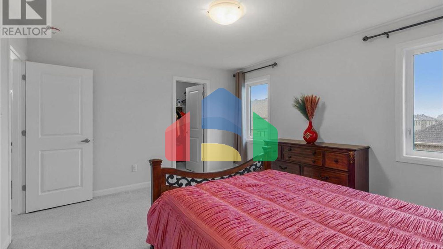 Residential - Single Family Home - Ottawa, Canada - Canada