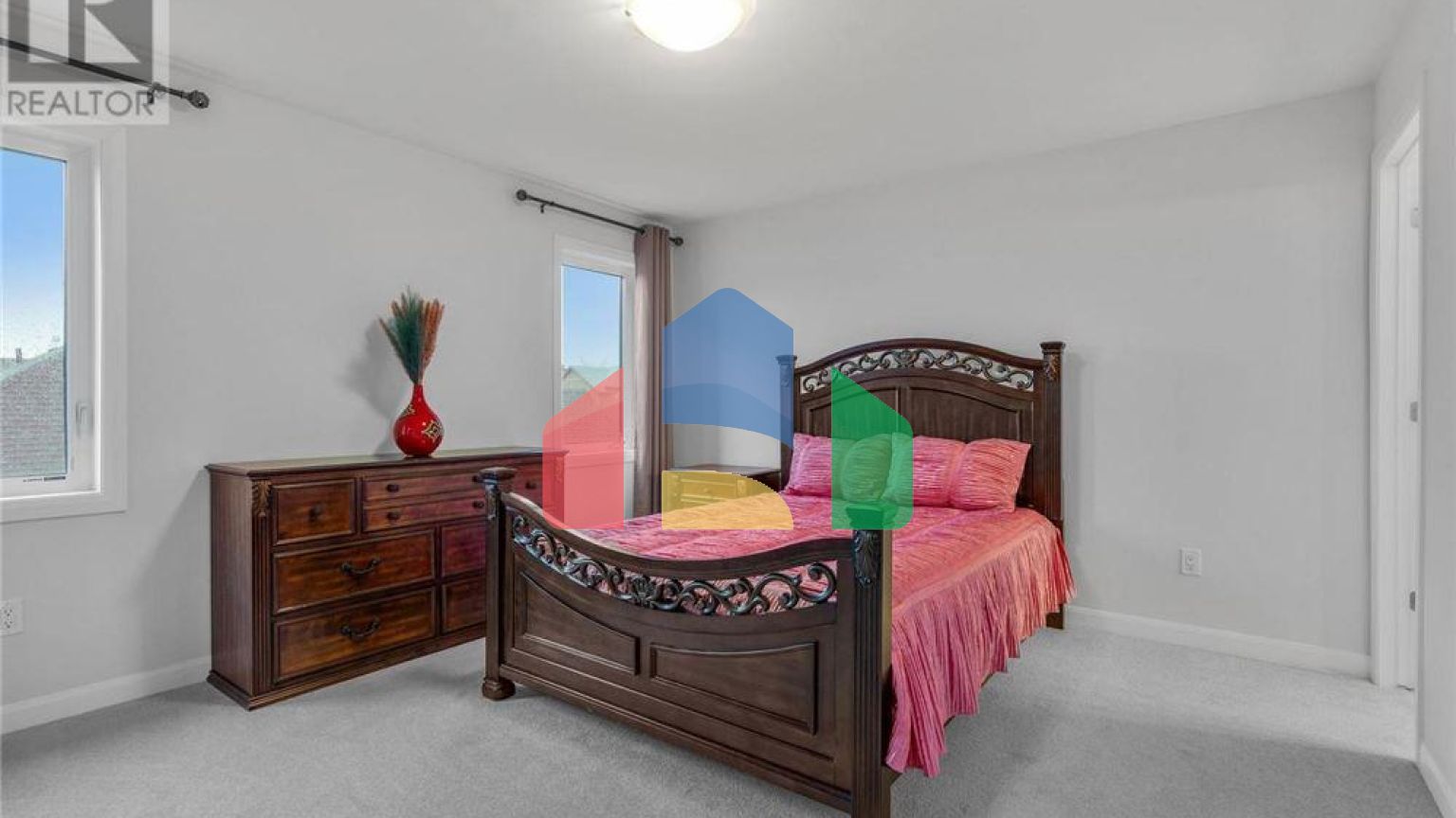 Residential - Single Family Home - Ottawa, Canada - Canada