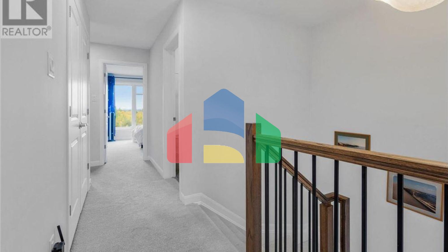 Residential - Single Family Home - Ottawa, Canada - Canada