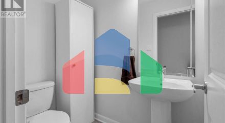 Residential - Single Family Home - Ottawa, Canada - Canada