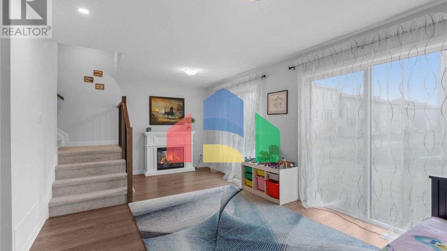 Residential - Single Family Home - Ottawa, Canada - Canada