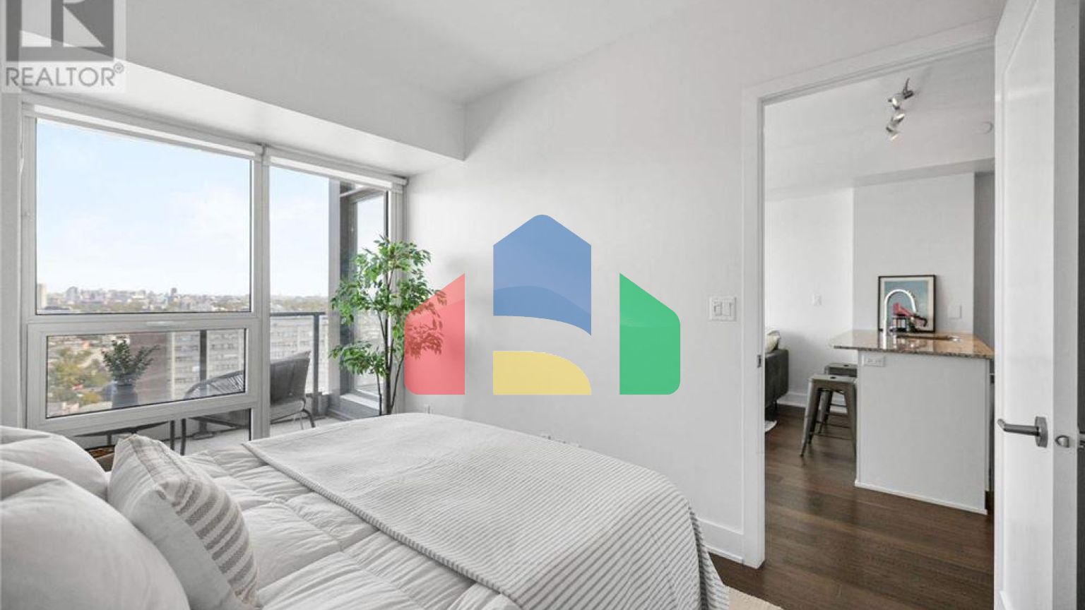 Residential - Condo/Apartment - Ottawa, Canada - Canada