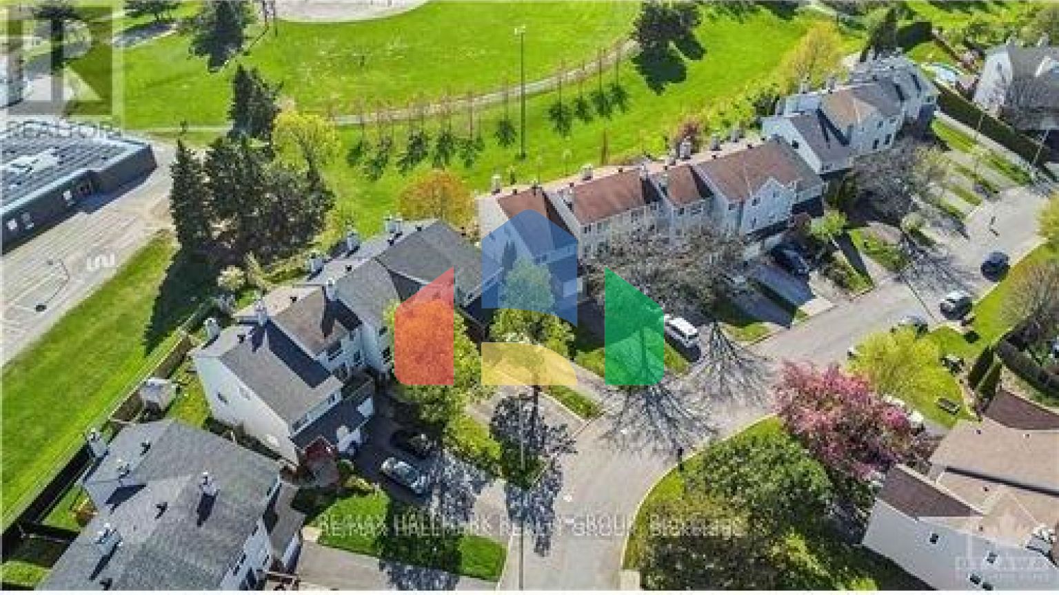 Residential - Single Family Home - Ottawa, Canada - Canada